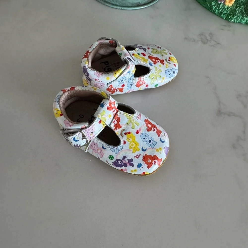 0-3 month Little Piggies leather Care Bear shoes